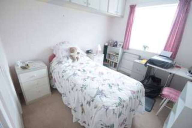  Image of 2 bedroom Flat for sale in North Acre Banstead SM7 at North Acre  Banstead, SM7 2EG