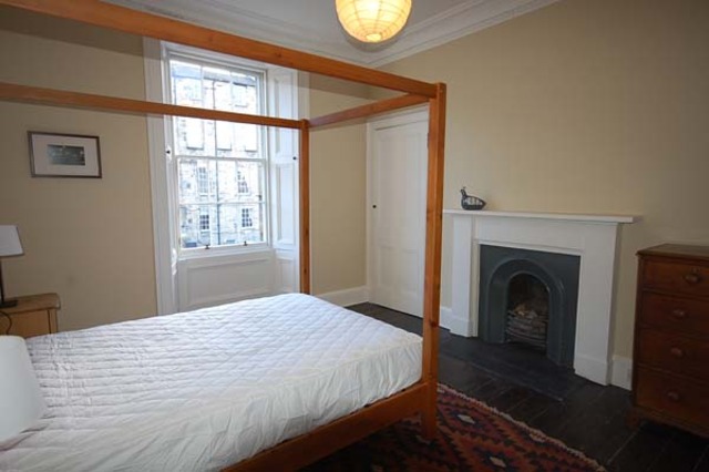  Image of 2 bedroom Flat to rent in Barony Street Edinburgh EH3 at New Town Edinburgh Edinburgh, EH3 6NX
