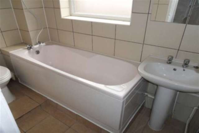  Image of 2 bedroom Flat to rent in Barrasford Street Wallsend NE28 at Wallsend, NE28 0JZ