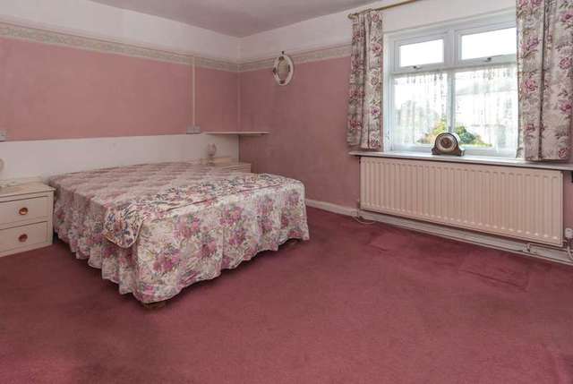  Image of 1 bedroom Cottage for sale in Barrow Road Sileby Loughborough LE12 at Sileby, LE12 7LP