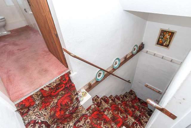  Image of 1 bedroom Cottage for sale in Barrow Road Sileby Loughborough LE12 at Sileby, LE12 7LP