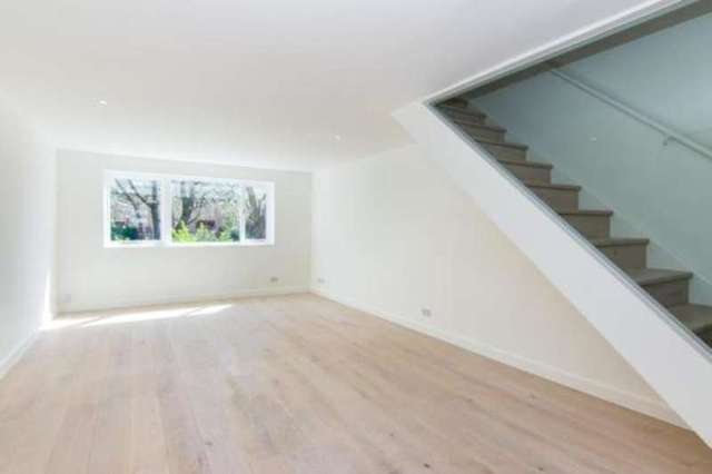  Image of 3 bedroom Maisonette for sale in Bartle Road London W11 at Notting Hill London Notting Hill, W11 1RF
