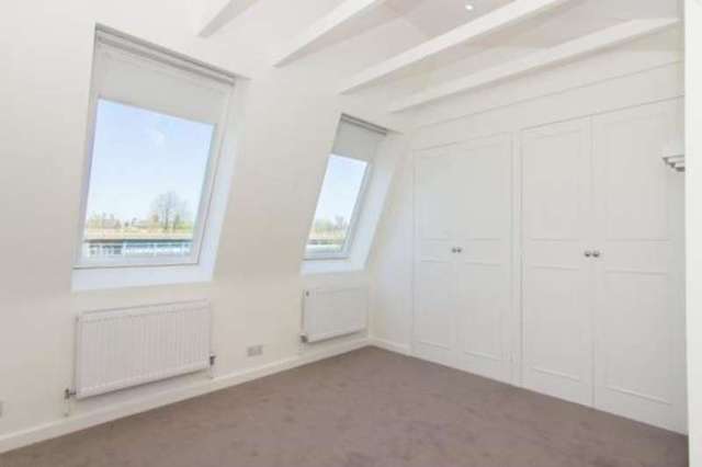  Image of 3 bedroom Maisonette for sale in Bartle Road London W11 at Notting Hill London Notting Hill, W11 1RF