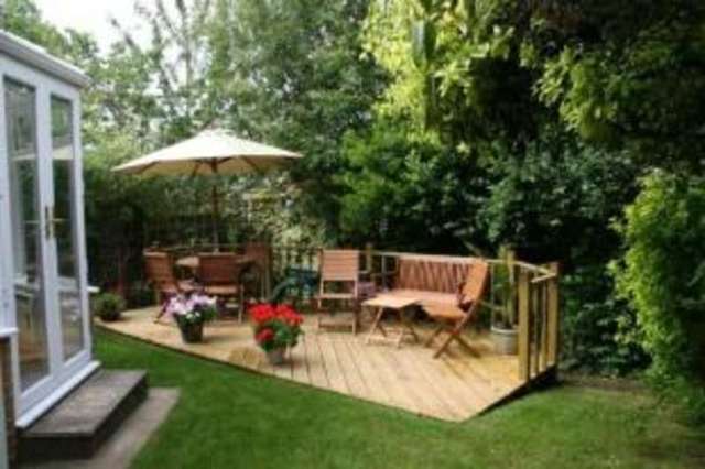  Image of 3 bedroom Detached house for sale in Goldfinch Gardens Basingstoke RG22 at Basingstoke Hampshire Kempshott, RG22 5UE