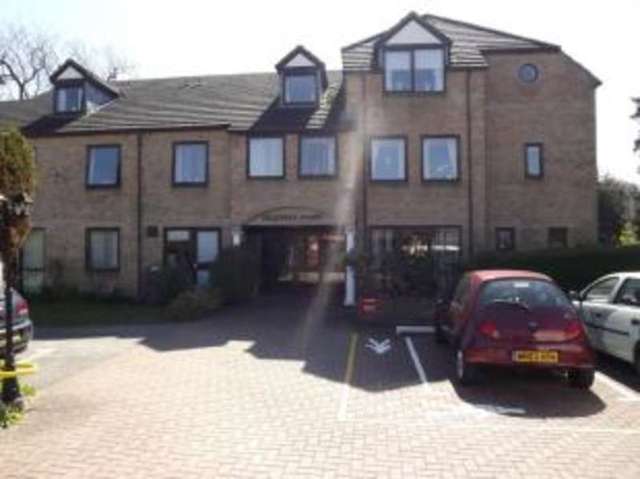  Image of 1 bedroom Retirement Property for sale in Hillstead Court Basingstoke RG21 at Basingstoke Hampshire Basingstoke, RG21 3PT