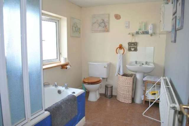  Image of 2 bedroom Semi-Detached house for sale in Basingstoke Road Spencers Wood Reading RG7 at Basingstoke Road  Reading, RG7 1AE
