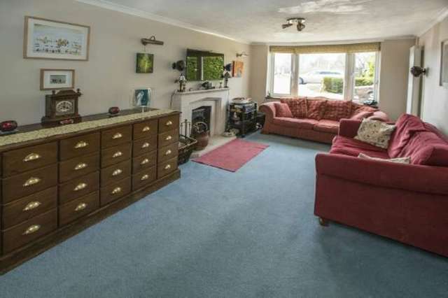  Image of 4 bedroom Semi-Detached house for sale in Basingstoke Road Three Mile Cross Reading RG7 at Basingstoke Road  Reading, RG7 1AX