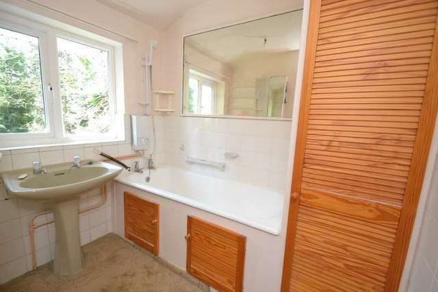  Image of 3 bedroom Detached house for sale in The Parkway Southampton SO16 at Southampton, SO16 3PQ