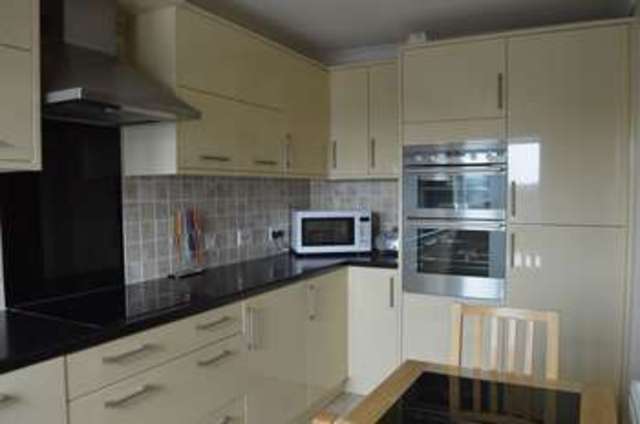  Image of 2 bedroom Flat for sale in Bath Road Longwell Green Bristol BS30 at Bath Road Longwell Green Bristol, BS30 9DX