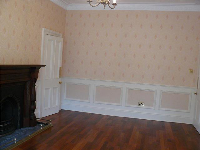  Image of 2 bedroom Flat to rent in Battlefield Gardens Glasgow G42 at Battlefield Glasgow Glasgow, G42 9JW