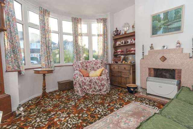  Image of 3 bedroom Detached house for sale in Beacon Drive Loughborough LE11 at Loughborough, LE11 2BD