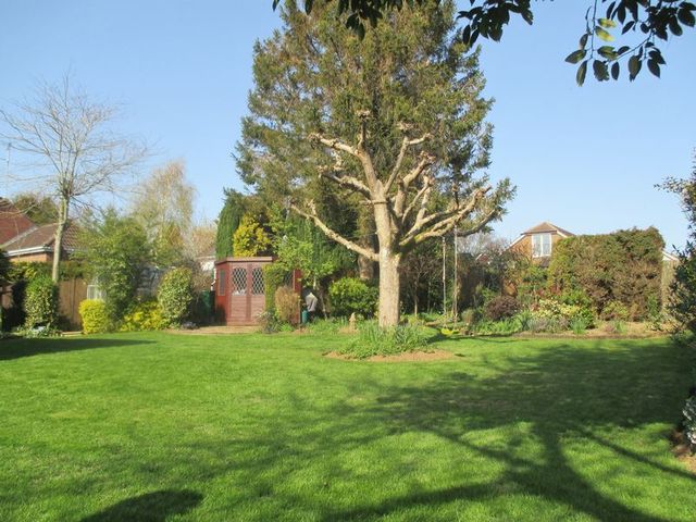  Image of 4 bedroom Detached house for sale in Beaconfield Road Yeovil BA20 at Beaconfield Road  Yeovil, BA20 2JN