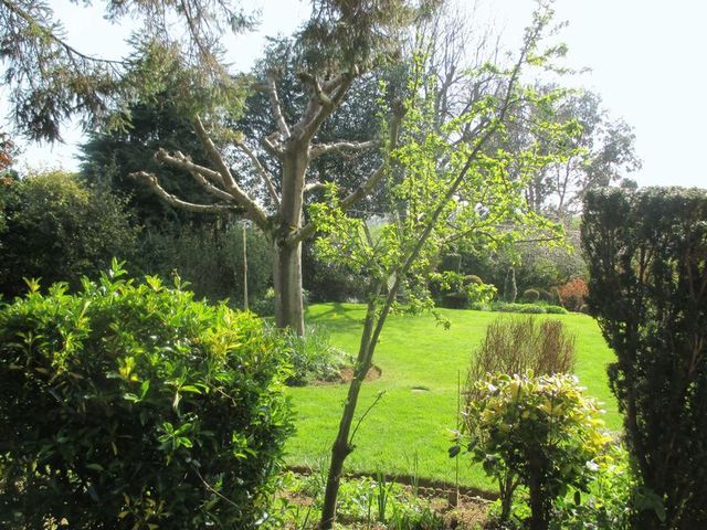  Image of 4 bedroom Detached house for sale in Beaconfield Road Yeovil BA20 at Beaconfield Road  Yeovil, BA20 2JN
