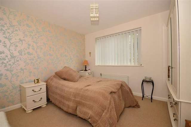  Image of 3 bedroom Ground Flat for sale in Bean Road Greenhithe DA9 at Greenhithe Kent Greenhithe, DA9 9JB