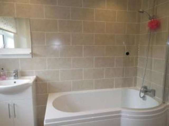  Image of 2 bedroom Bungalow for sale in Beaufort Avenue Kidderminster DY11 at Kidderminster Worcestershire Blakebrook, DY11 5NJ