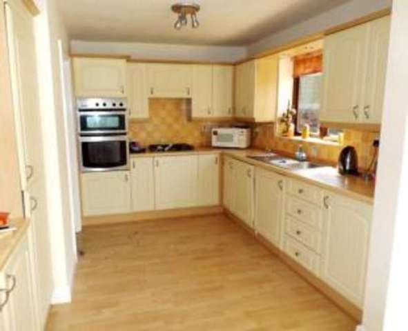  Image of 5 bedroom Detached house for sale in Beechwood Glossop SK13 at Glossop Derbyshire Glossop, SK13 6XS