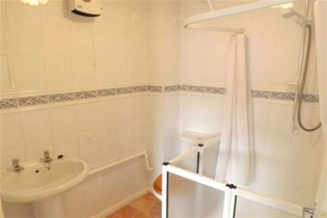  Image of 1 bedroom Flat to rent in Bellhouse Road Sheffield S5 at Sheffield, S5 0RF