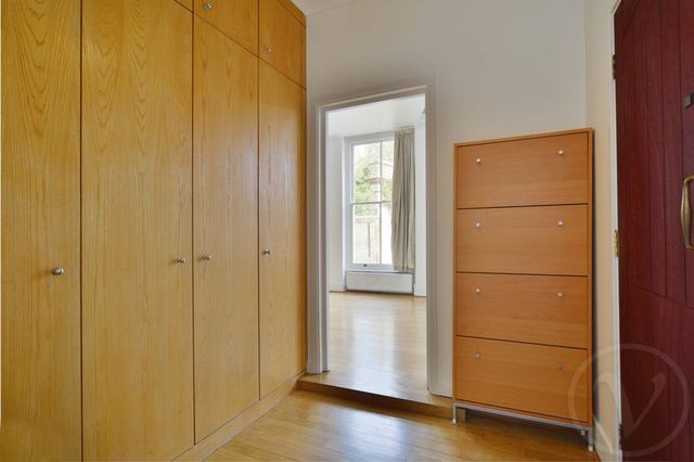  Image of 3 bedroom Flat to rent in Belsize Place London NW3 at Belsize Place Array Belsize Park, NW3 5AL