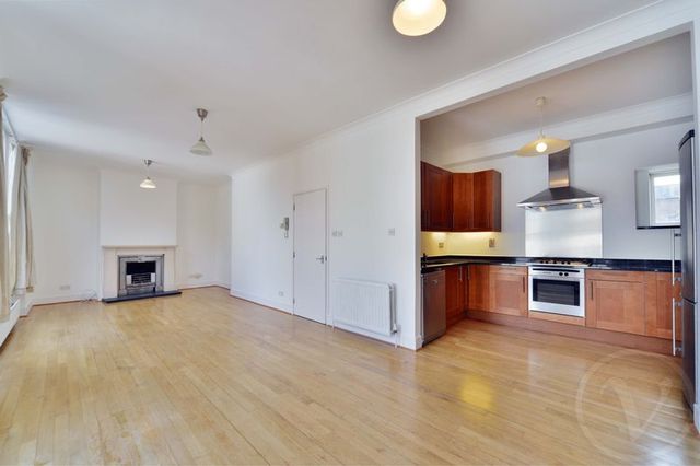  Image of 3 bedroom Flat to rent in Belsize Place London NW3 at Belsize Place  London, NW3 5AL