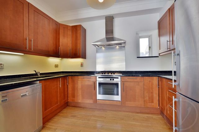  Image of 3 bedroom Flat to rent in Belsize Place London NW3 at Belsize Place  London, NW3 5AL