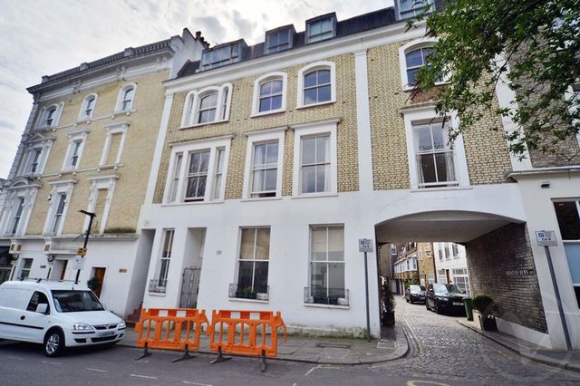  Image of 3 bedroom Flat to rent in Belsize Place London NW3 at Belsize Place  London, NW3 5AL
