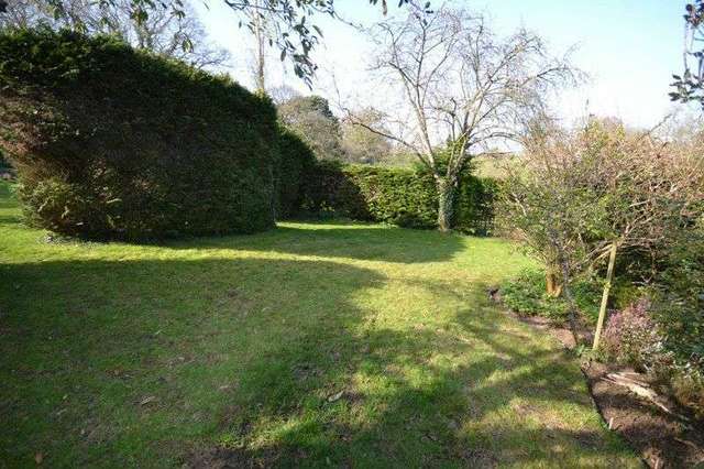  Image of 3 bedroom Detached house for sale in Bendarroch Road West Hill Ottery St. Mary EX11 at West Hill  Ottery St Mary, EX11 1UW