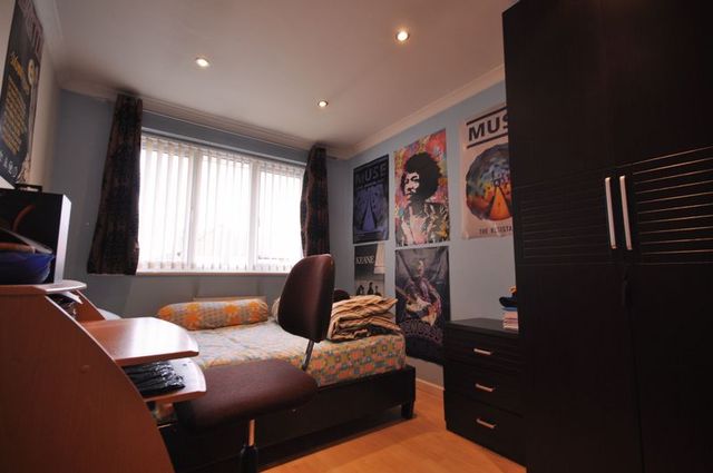  Image of 4 bedroom Detached house for sale in Beowulf Covert Stretton Burton-on-Trent DE13 at Beowulf Covert Stretton Burton-On-Trent, DE13 0XR