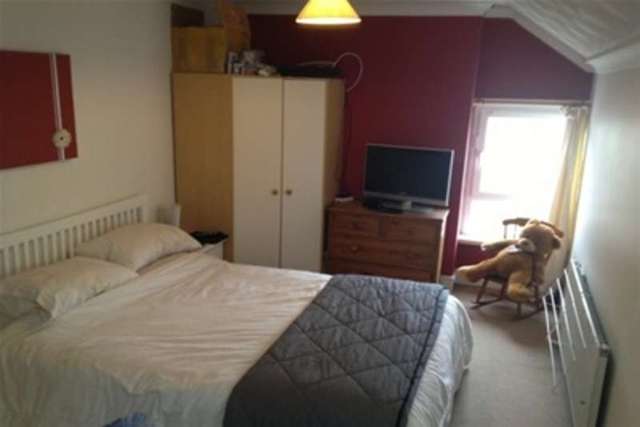  Image of 1 bedroom Flat to rent in Beresford Road Cardiff CF24 at Cardiff, CF24 1RA