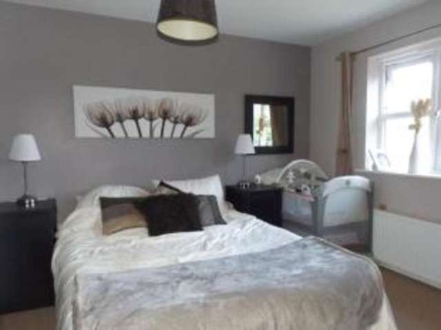 Image of 3 bedroom Semi-Detached house for sale in Berrowside Road Birmingham B34 at Birmingham West Midlands Tile Cross, B34 7LD