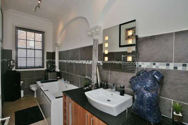  Image of 2 bedroom Ground Flat for sale in Bertie Terrace Warwick Place Leamington Spa CV32 at Leamington Spa Warwickshire, CV32 5BL