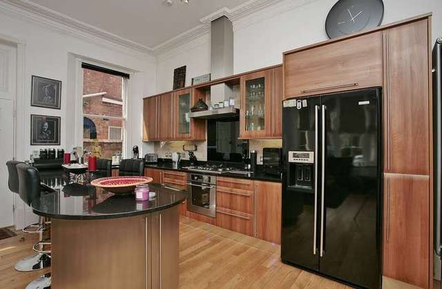  Image of 2 bedroom Ground Flat for sale in Bertie Terrace Warwick Place Leamington Spa CV32 at Leamington Spa Warwickshire, CV32 5BL