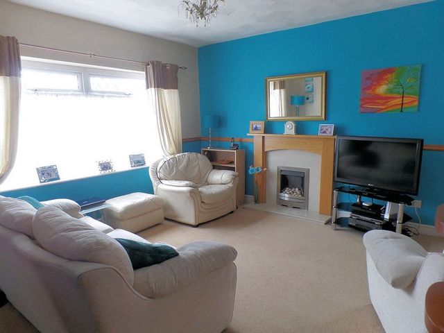  Image of 3 bedroom Detached house to rent in Berwyn Crescent Prestatyn LL19 at Berwyn Crescent  Prestatyn, LL19 7UL