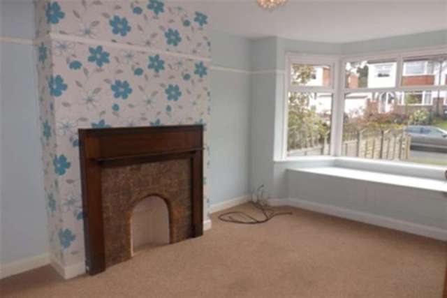  Image of 3 bedroom Property to rent in Bibury Road Hall Green Birmingham B28 at Birmingham, B28 0HG