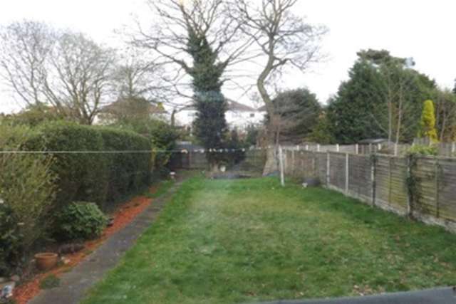  Image of 3 bedroom Property to rent in Bibury Road Hall Green Birmingham B28 at Birmingham, B28 0HG