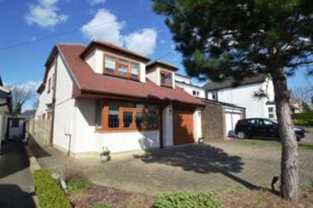  Image of 4 bedroom Detached house for sale in Station Road Billericay CM12 at Billericay Essex Tye Common, CM12 9DR