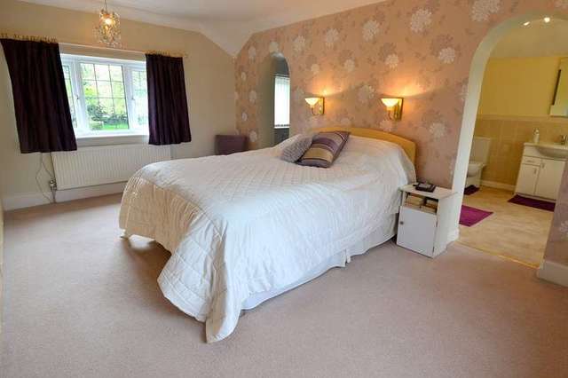  Image of 4 bedroom Detached house for sale in Birmingham Road Redditch B97 at Birmingham Road Bordesley Redditch, B97 6RL