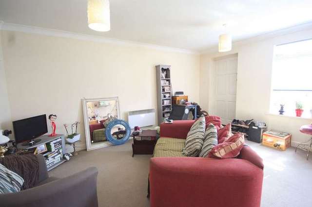  Image of 2 bedroom Apartment for sale in Birmingham Road Stratford-upon-Avon CV37 at Birmingham Road  Stratford upon Avon, CV37 0BB