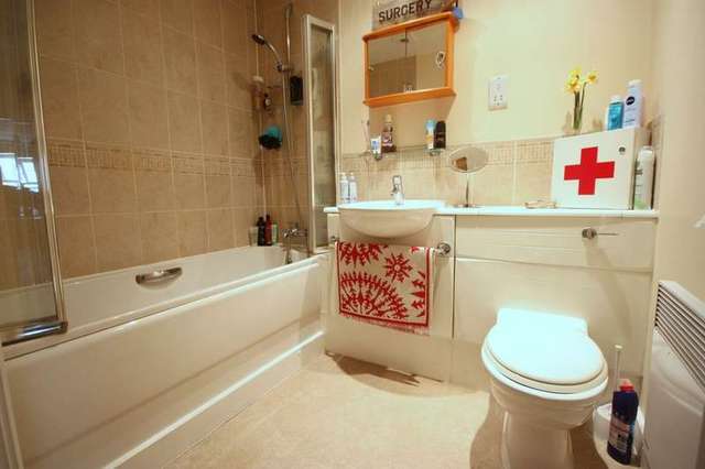  Image of 2 bedroom Apartment for sale in Birmingham Road Stratford-upon-Avon CV37 at Birmingham Road  Stratford upon Avon, CV37 0BB
