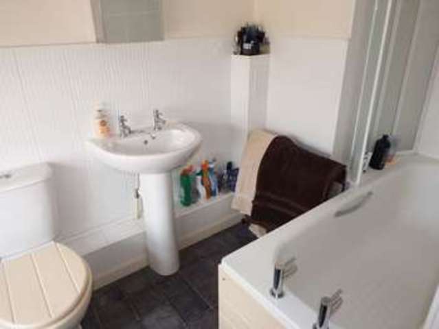  Image of 4 bedroom Terraced house to rent in Bitham Mill Courtyard Westbury BA13 at Bitham Mill Courtyard  Westbury, BA13 3DB