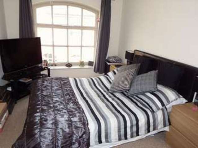  Image of 4 bedroom Terraced house to rent in Bitham Mill Courtyard Westbury BA13 at Bitham Mill Courtyard  Westbury, BA13 3DB