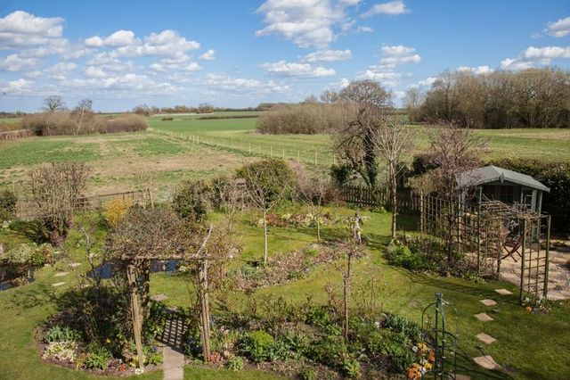  Image of 4 bedroom Cottage for sale in Bittering Dereham NR19 at Bittering Dereham, NR19 2QU