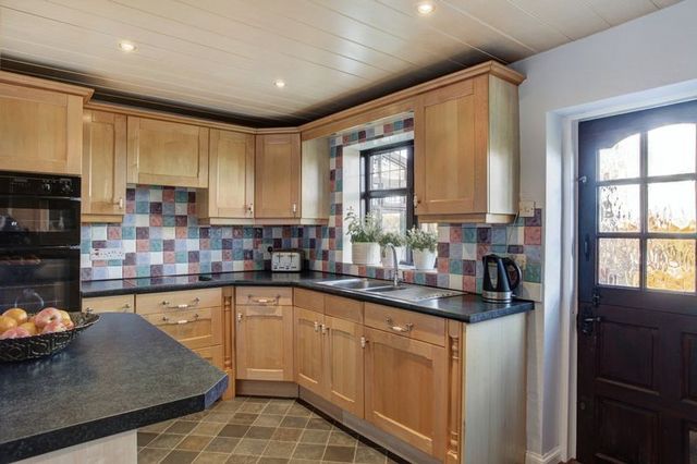  Image of 4 bedroom Cottage for sale in Bittering Dereham NR19 at Bittering Dereham, NR19 2QU