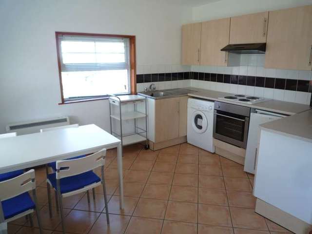  Image of 1 bedroom Apartment to rent in Blackall Road Exeter EX4 at Blackall Road  Exeter, EX4 4HE