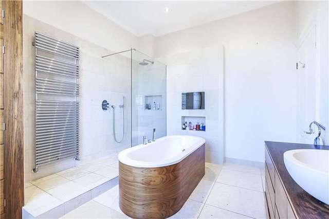  Image of 4 bedroom Terraced house for sale in Blackheath Road London SE10 at London  Greenwich, SE10 8PE
