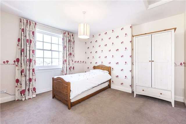  Image of 4 bedroom Terraced house for sale in Blackheath Road London SE10 at London  Greenwich, SE10 8PE