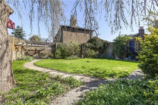  Image of 4 bedroom Terraced house for sale in Blackheath Road London SE10 at London  Greenwich, SE10 8PE