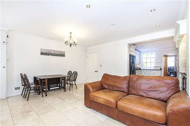  Image of 4 bedroom Terraced house for sale in Blackheath Road London SE10 at London  Greenwich, SE10 8PE