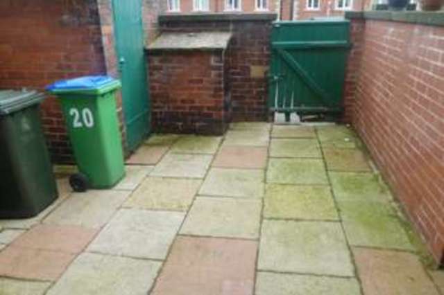  Image of 2 bedroom Terraced house to rent in Blanche Street Rochdale OL12 at Rochdale OL12 0EJ Rochdale, OL12 0EJ
