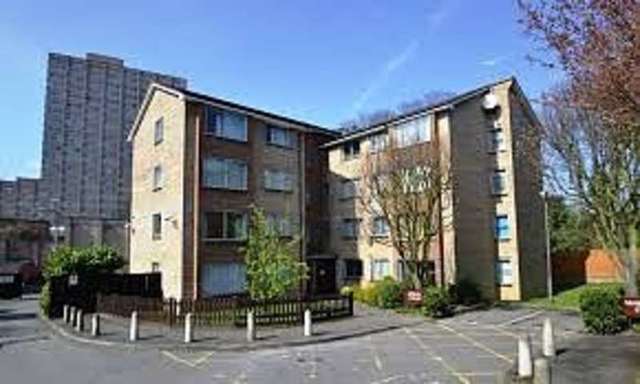 Image of 1 bedroom Flat to rent in Wellesley Road Sutton SM2 at Wellesley Road  Sutton, SM2 5BW