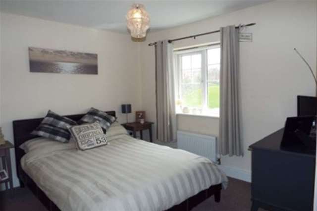  Image of 3 bedroom Semi-Detached house to rent in Boulder Close Wilnecote Tamworth B77 at Tamworth, B77 5FQ